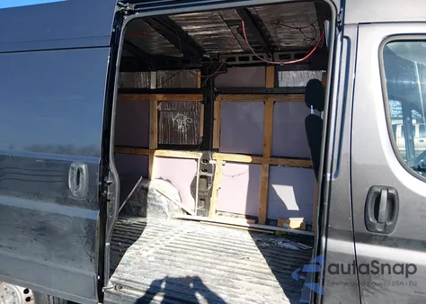 2024 Ram Promaster 1500 Tradesman High Roof 136 Wb W/Pass Seat z USA, uszkodzony, nr VIN 3C6LRVBG4RE128571